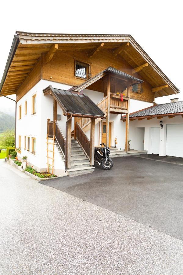 Apartment Weberhaeusl Bramberg am Wildkogel Dış mekan fotoğraf